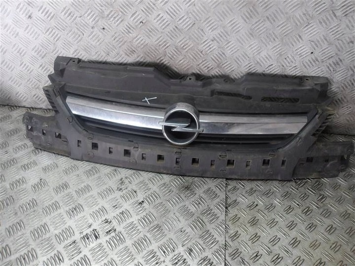 Решетка радиатора к Opel Corsa 2003