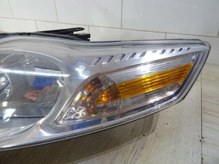 Фара левая к Ford Mondeo 2007