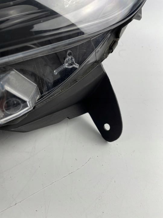 Фара левая к Renault Captur 2013