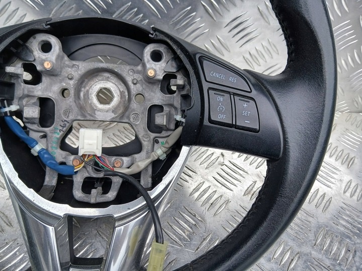 Руль к Mazda 5 2005