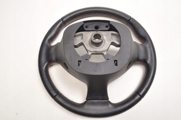 Руль к Nissan Juke 2010