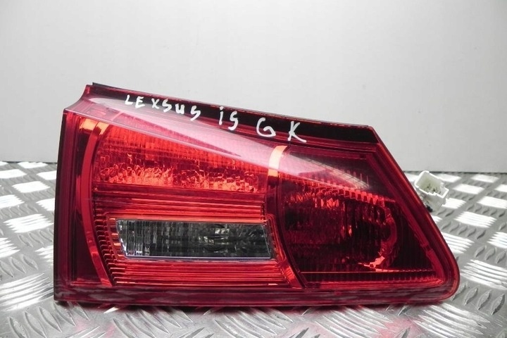 Фонарь задний левый к Lexus IS 2005
