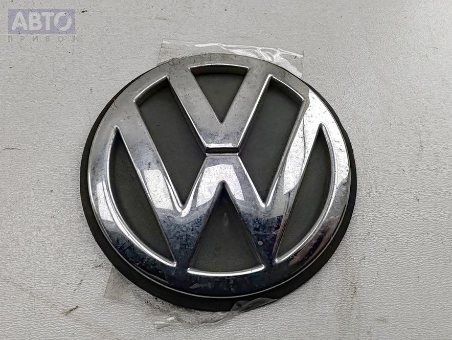 Эмблема к Volkswagen Passat 2000
