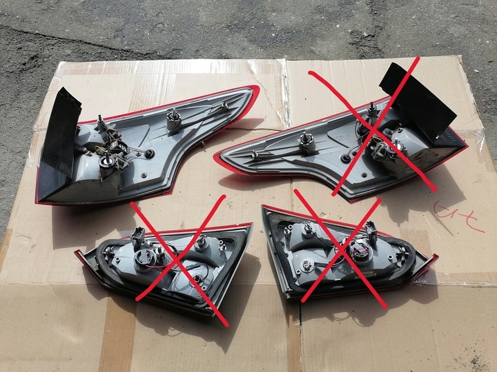 Фонарь задний левый к Ford Focus 2011