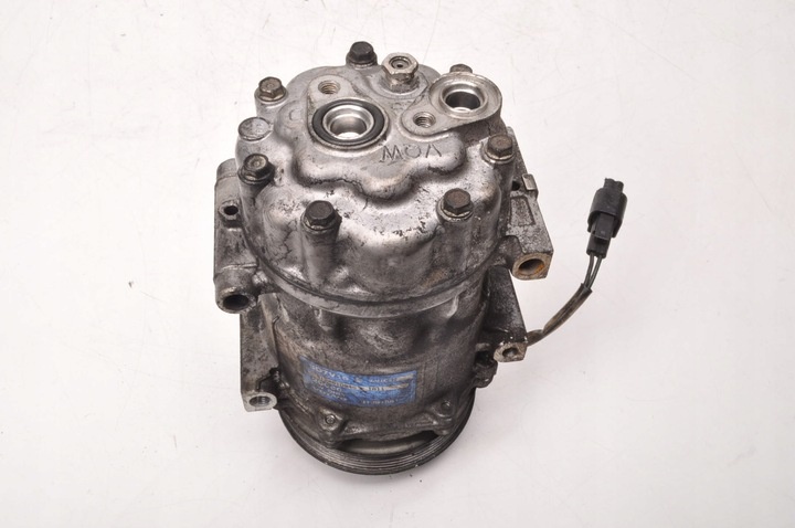 Компрессор кондиционера к Volvo C70 2005