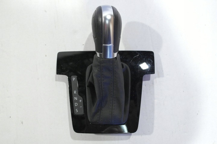 Ручка кулисы КПП к Volkswagen Passat 2010