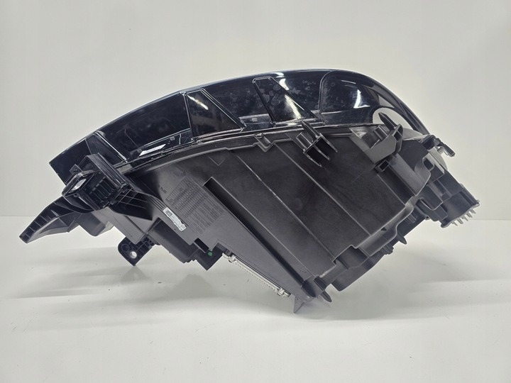 Фара левая к Volkswagen ID.5 2021
