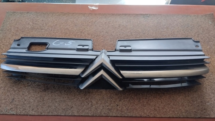 Решетка радиатора к Citroen C5 2001