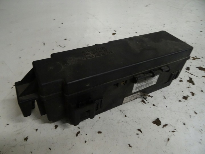 Блок предохранителей к Jeep Cherokee 2001