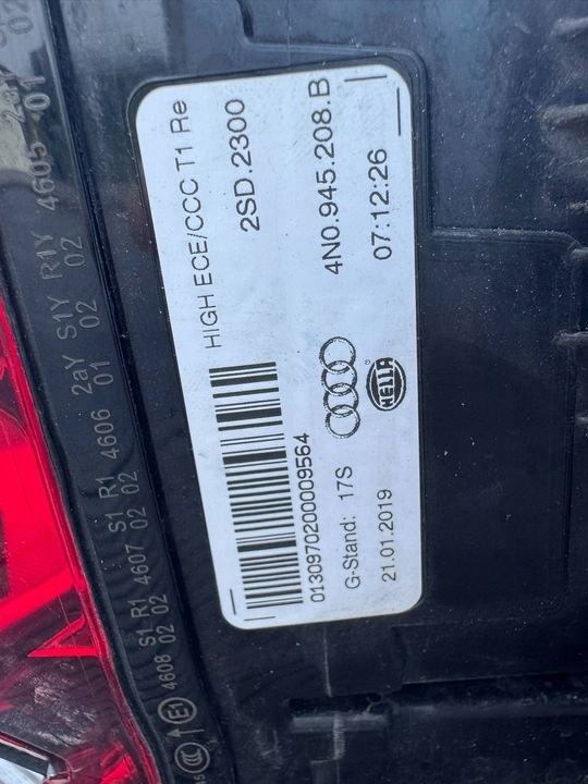 Фонарь задний правый к Audi A8 2017