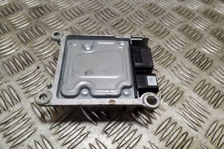 Блок AirBag к Ford Kuga 2013