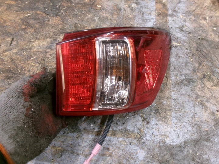 Фонарь задний правый к Lexus IS 2010