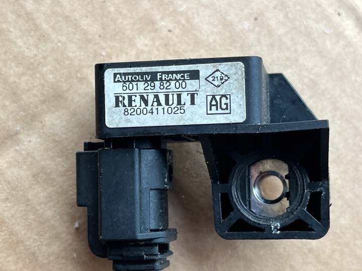 Датчик удара к Renault Megane 2002