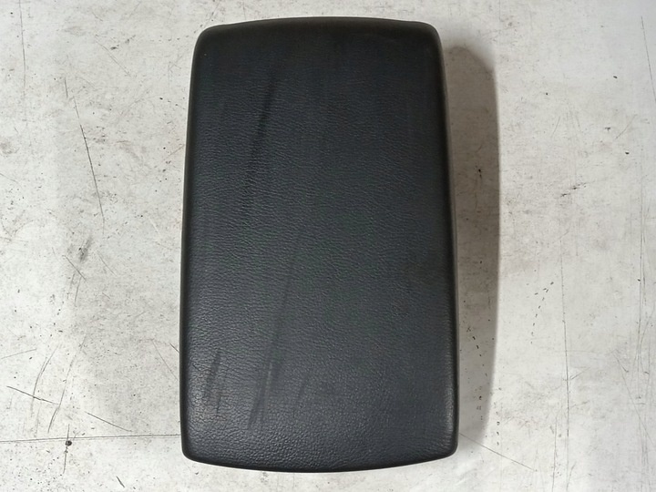 Подлокотник к Mazda 3 2009