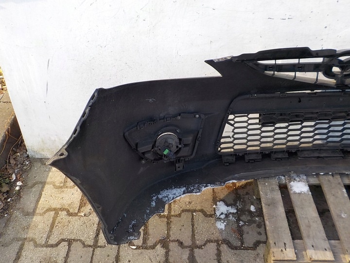 Бампер передний к Mazda 5 2008