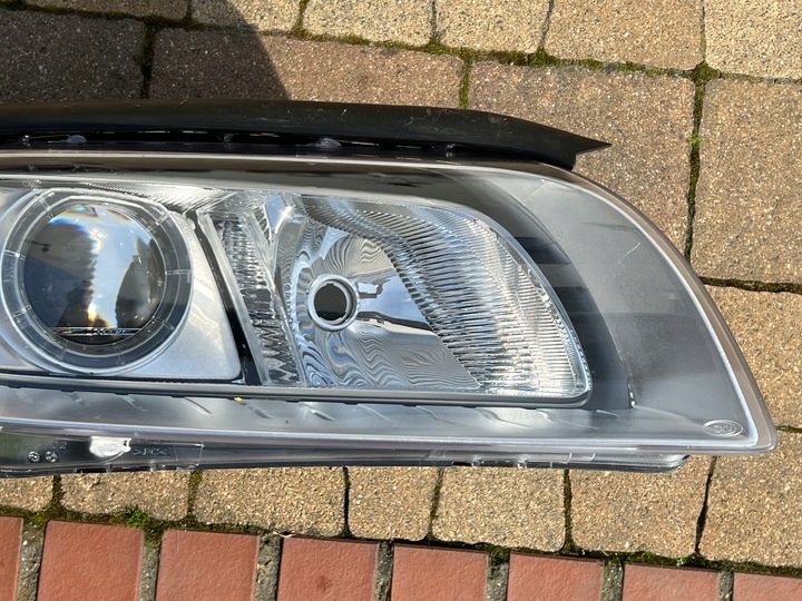 Фара правая к Volvo XC70 2007