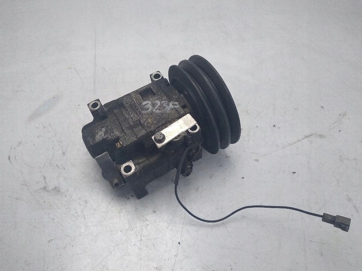 Компрессор кондиционера к Mazda 323 1998