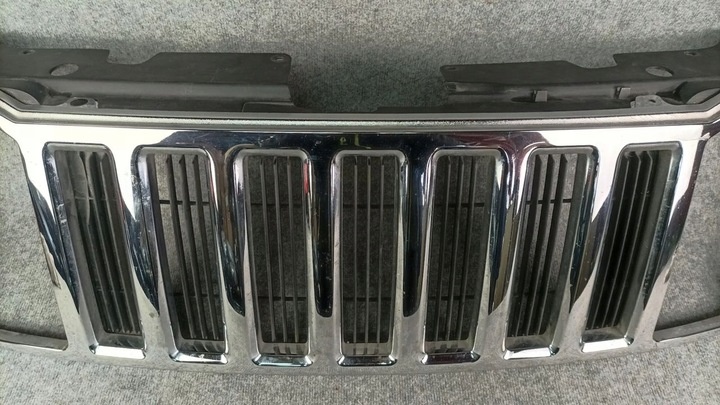 Решетка радиатора к Jeep Cherokee 2007
