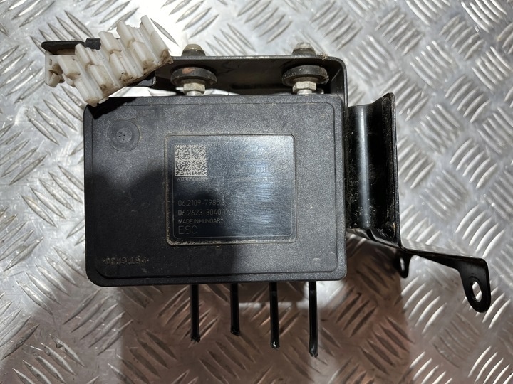 Блок ABS к Nissan Navara (Frontier) 2014