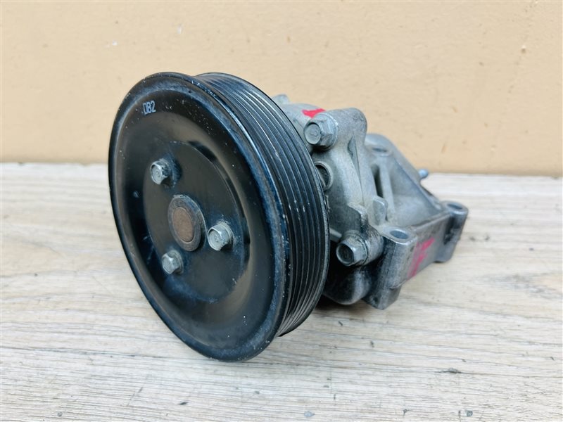 Помпа к Hyundai Sonata 2004