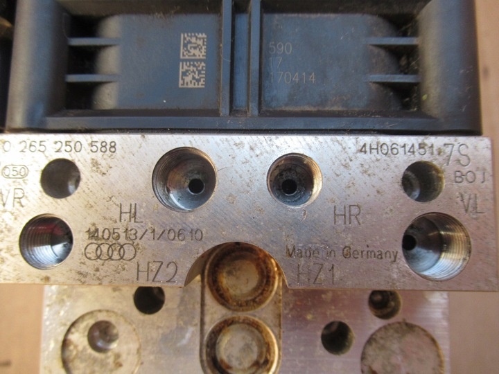 Блок ABS к Audi A8 2010