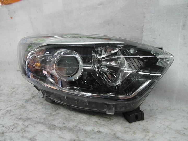 Фара правая к Renault Captur 2013