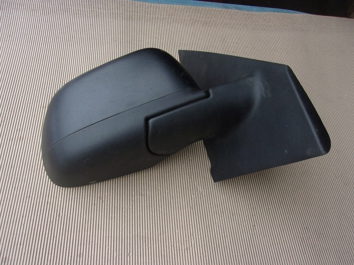 Зеркало наружное правое к Dacia Dokker 2012