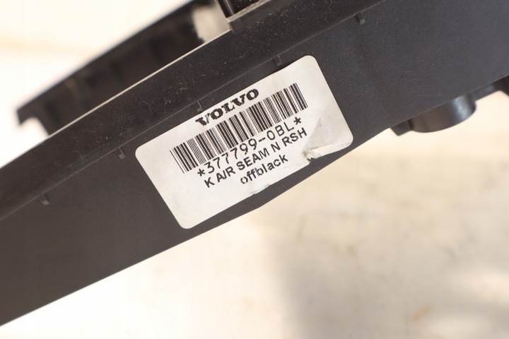 Подлокотник к Volvo S80 2006