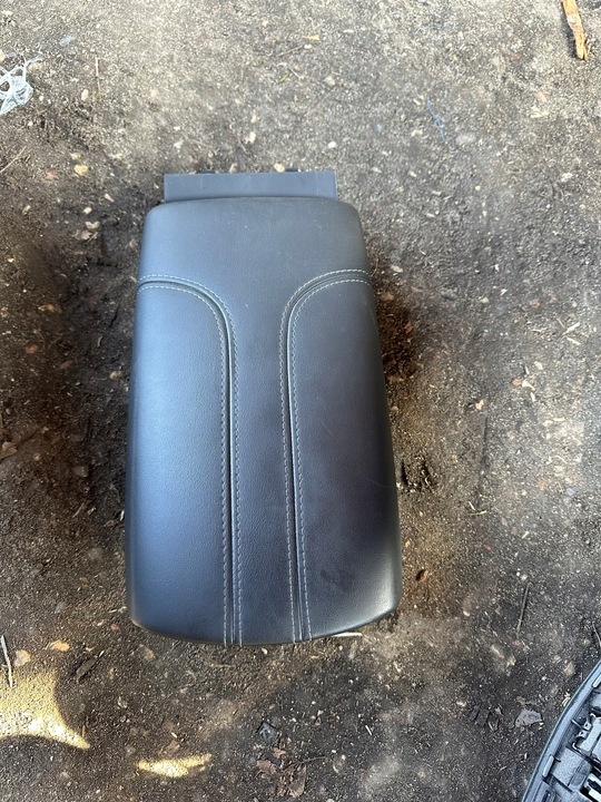 Подлокотник к Nissan Qashqai 2017