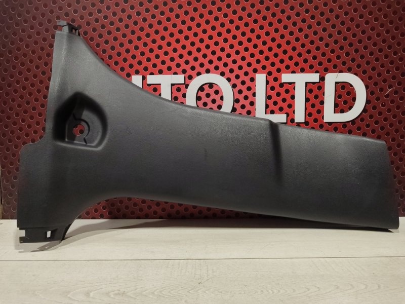 Обшивка стойки центральной правой к Lexus NX 2022