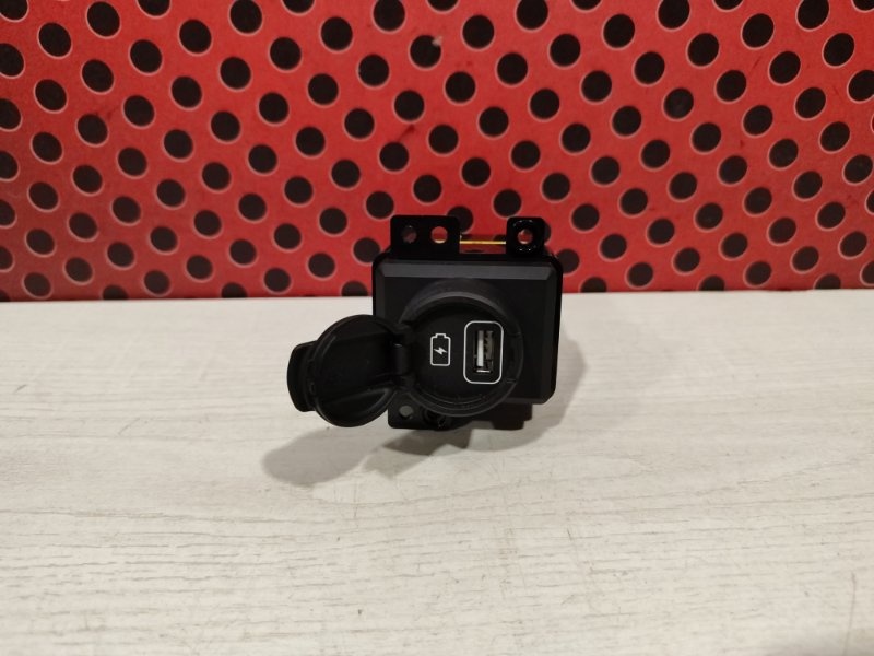Разъем AUX / USB к Kia Sportage 2019