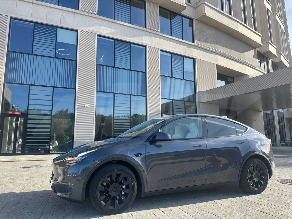 Tesla Model Y I, 2020