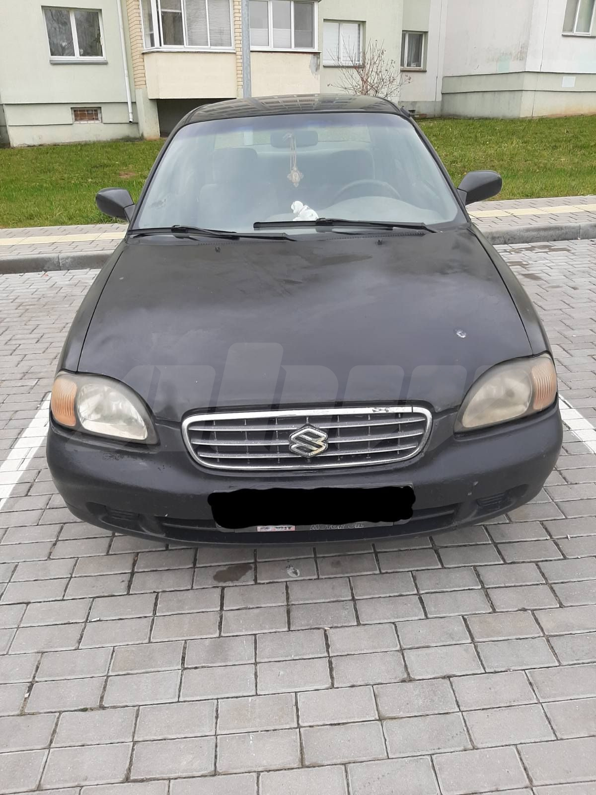 Suzuki Esteem I, 2000