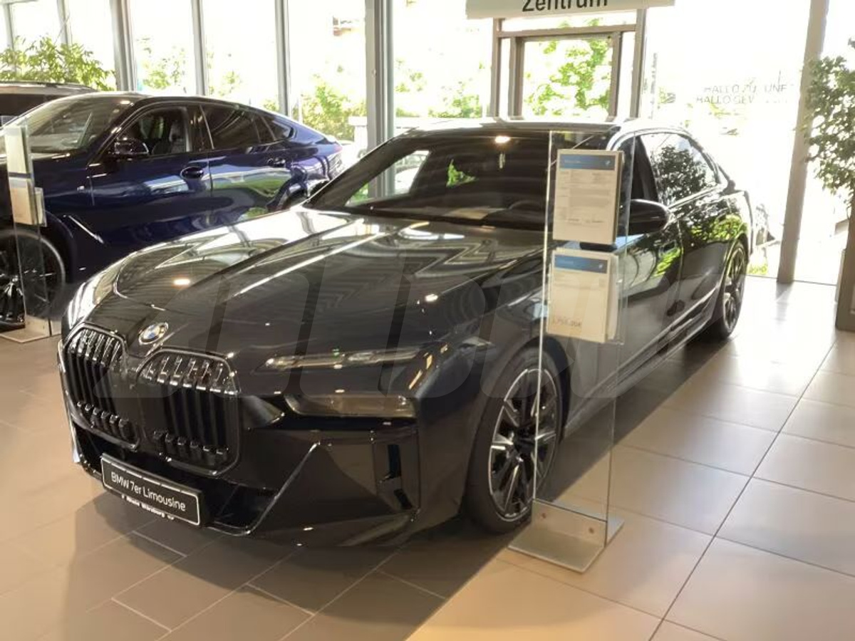BMW 7 series VII (G70), 2025