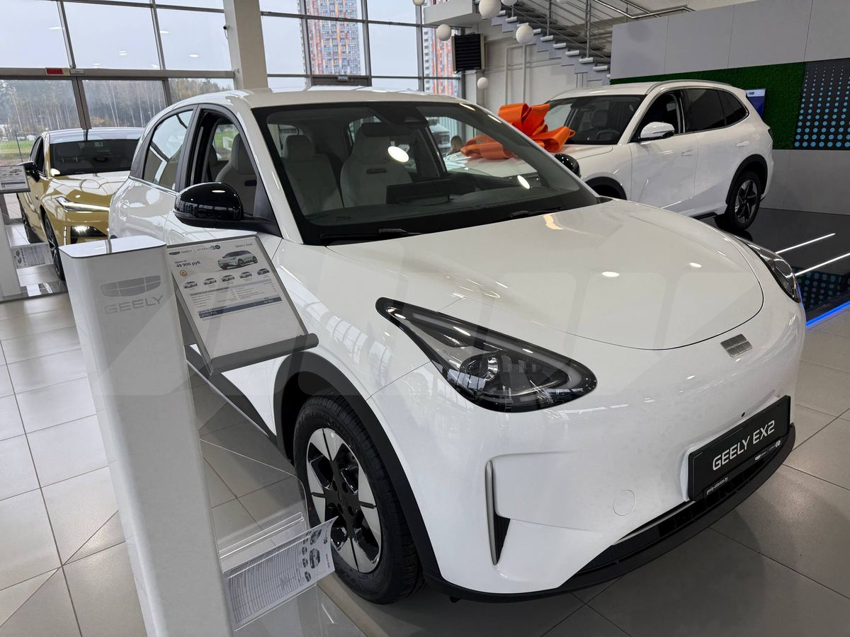 Geely EX2 I, 2026