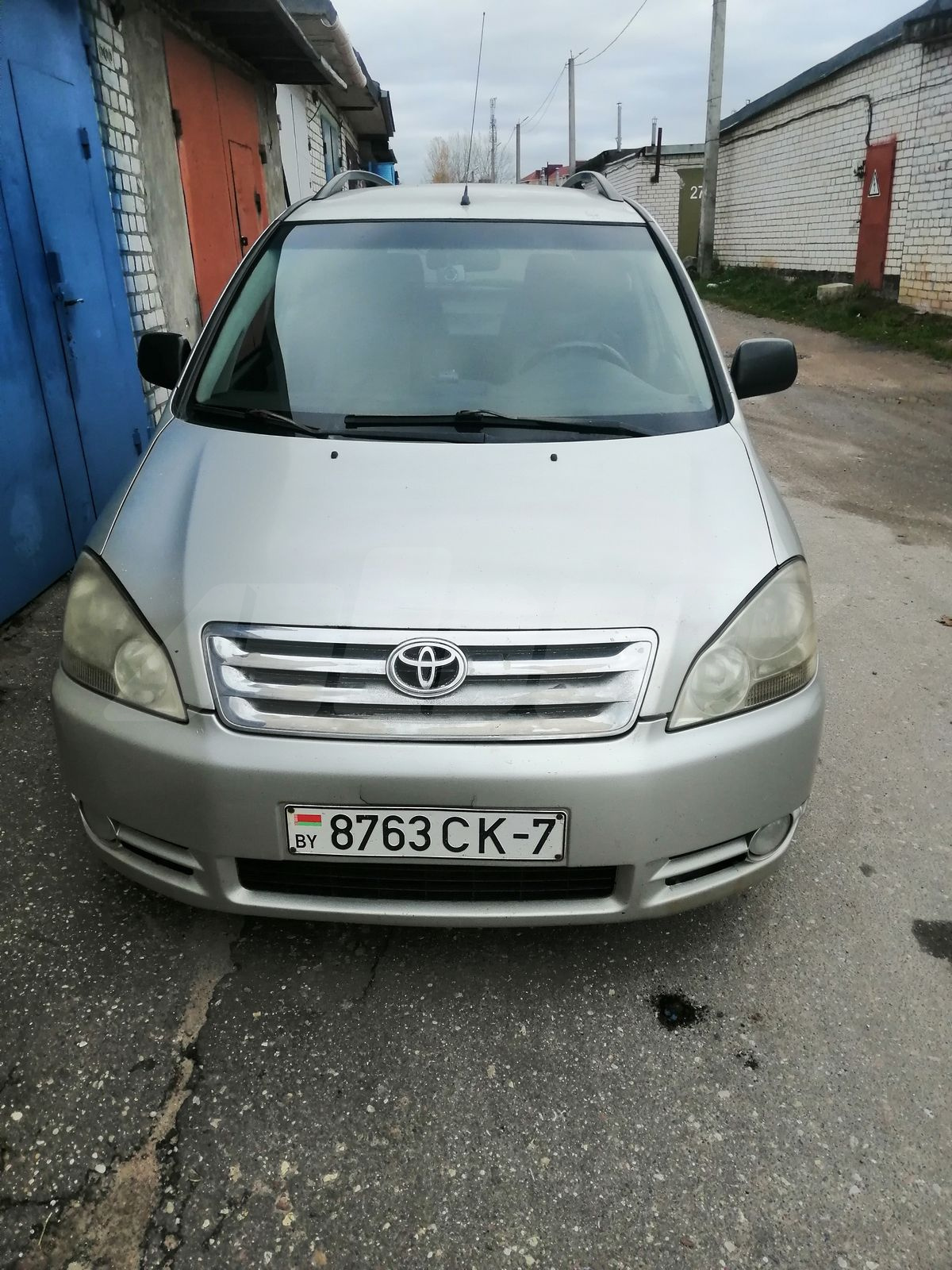 Toyota Avensis Verso I, 2001