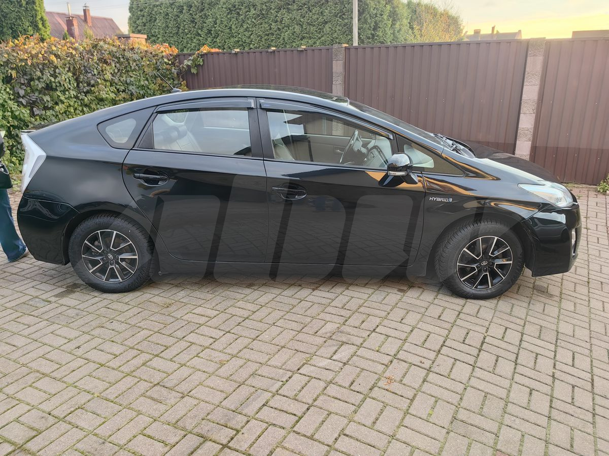 Toyota Prius III (XW30), 2010