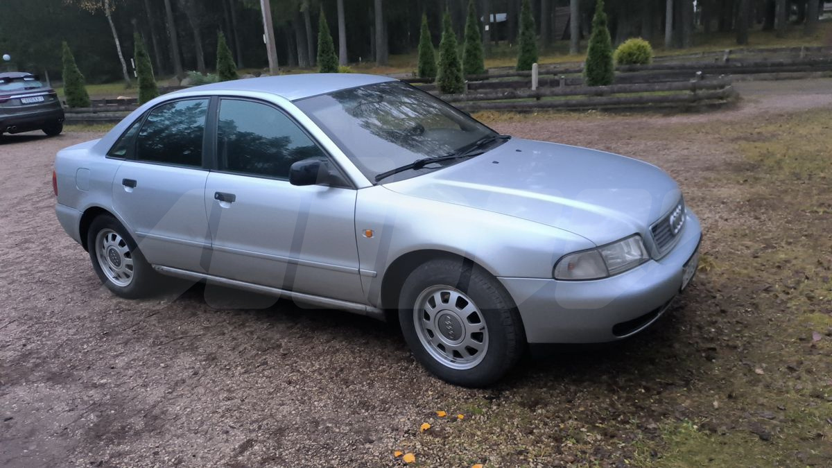 Audi A4 I (B5), 1996