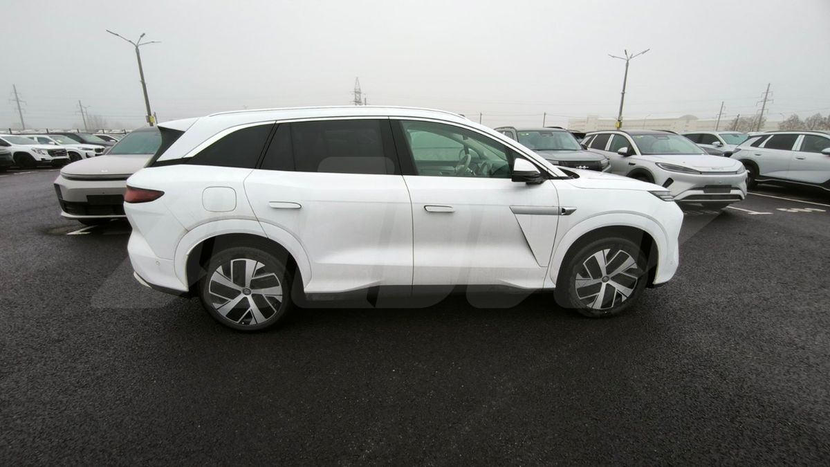 BYD Tang L I, 2025