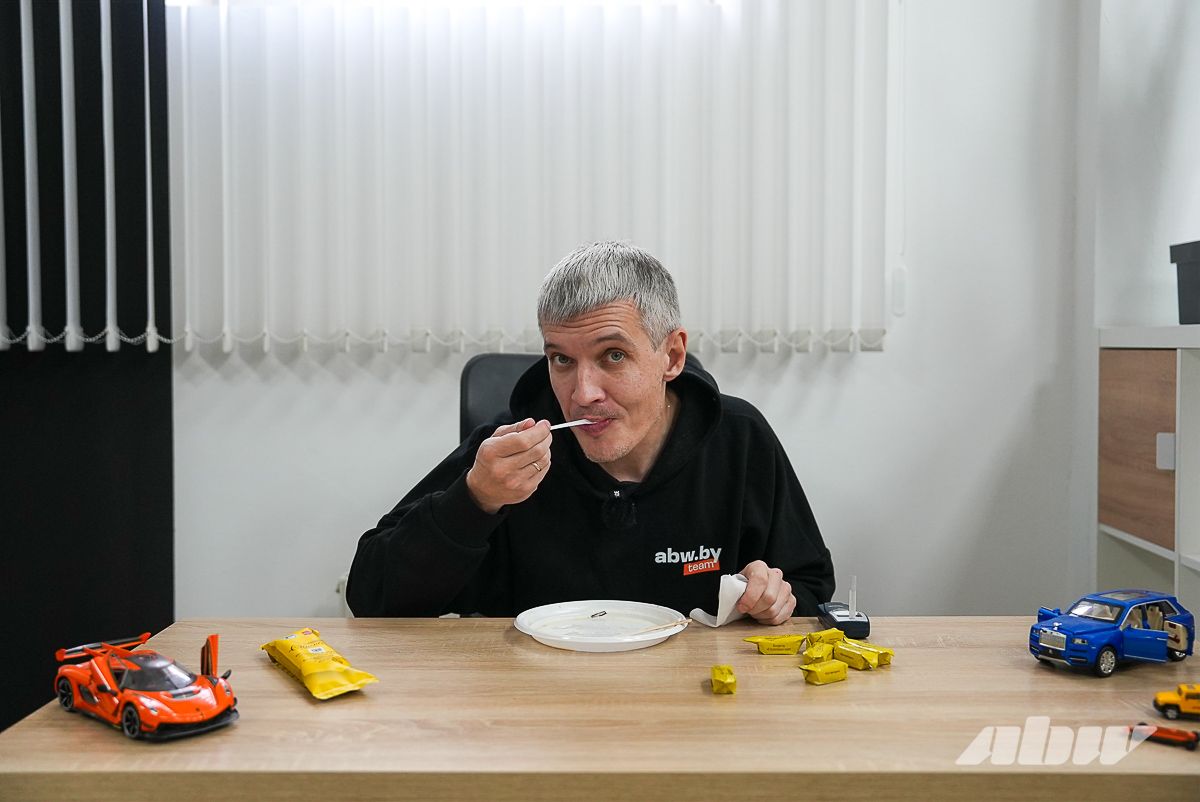 Две пачки и 0,7 промилле? Пробуем опьянеть от нового «Столичного» мороженого