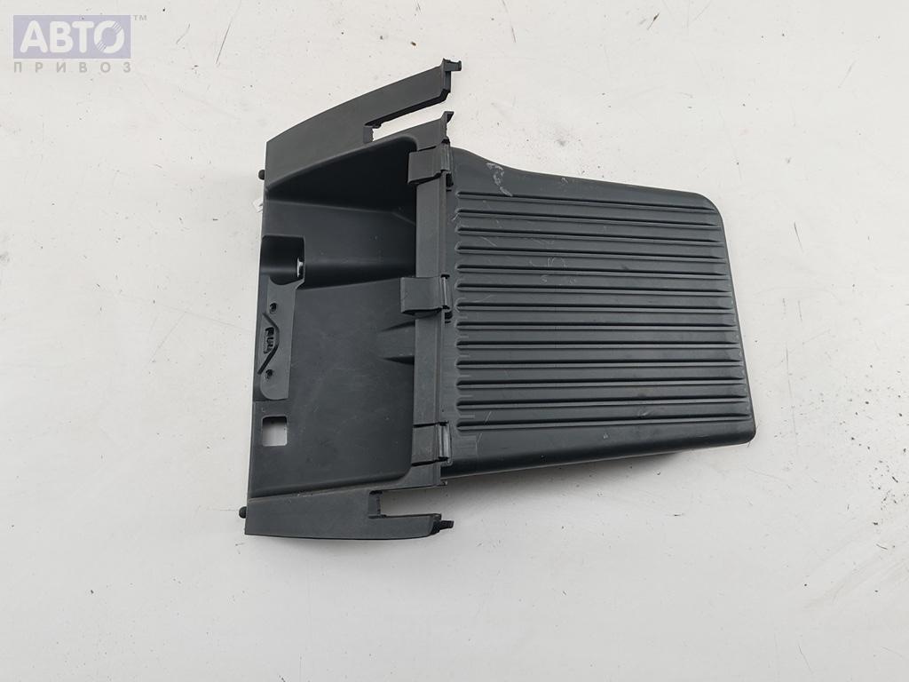 Бардачок к Ford Focus 2009