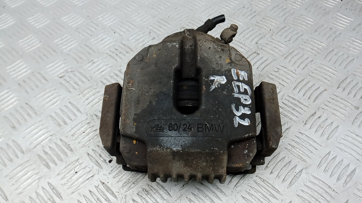 Скоба суппорта к BMW 5 2006