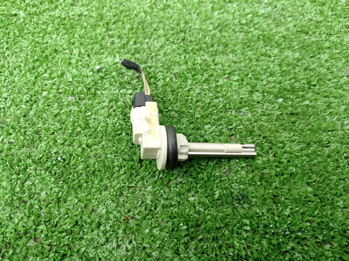 Датчик температуры к Lincoln MKC 2017
