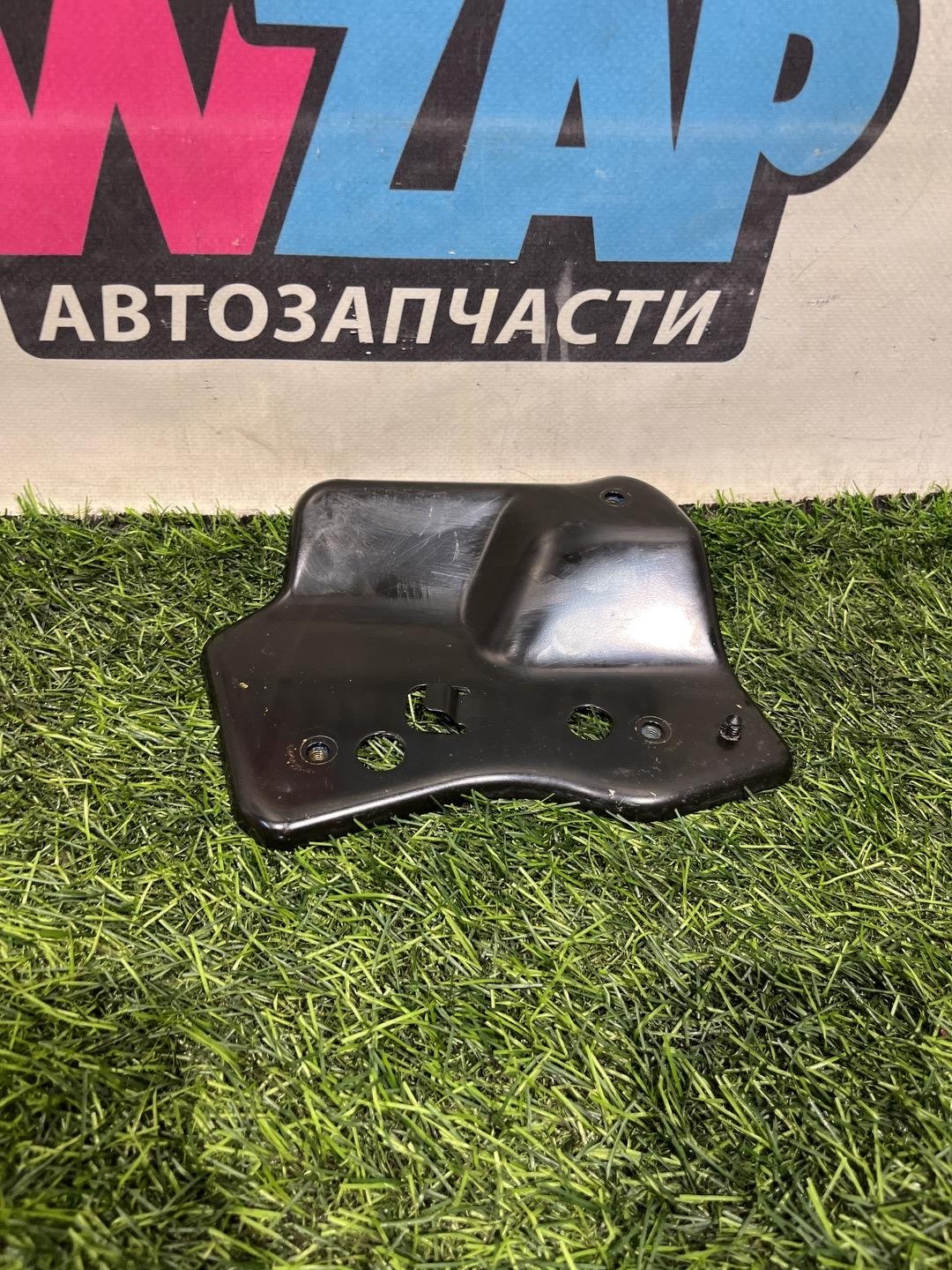 Кронштейн к Ford Mustang 2021