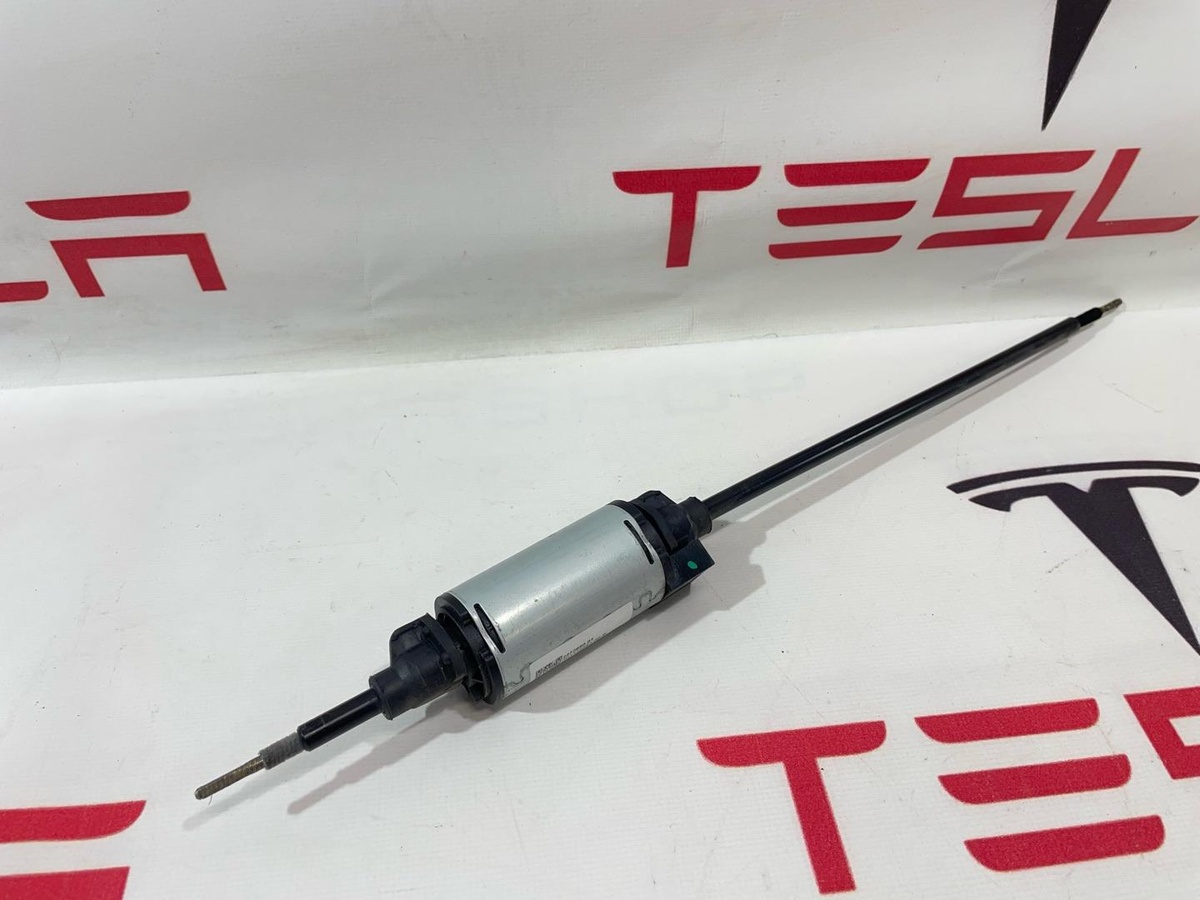 Механизм (прочие) к Tesla Model X 2022