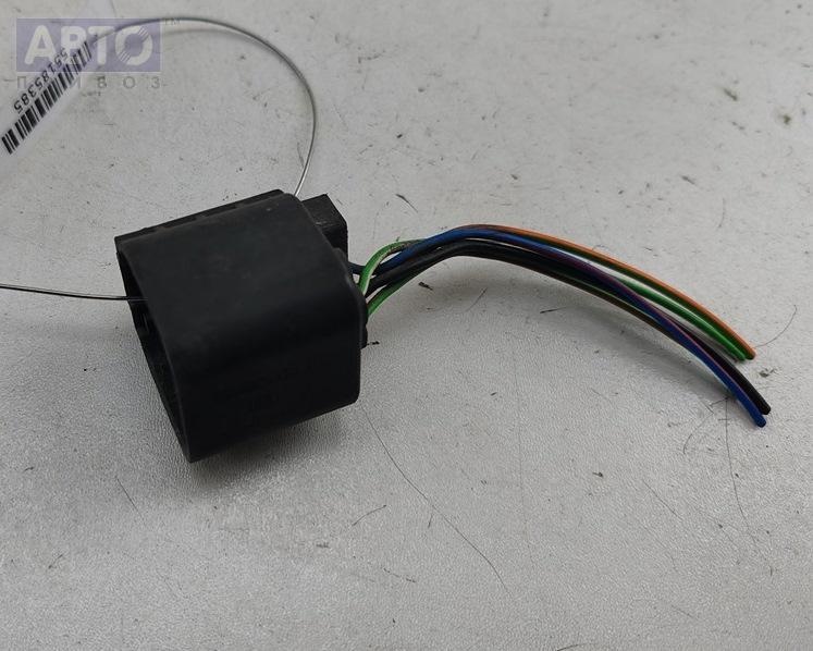 Разъем AUX / USB к Ford Focus 1999