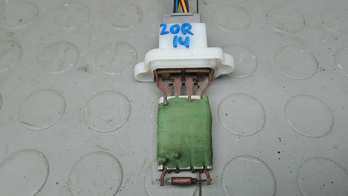 Сопротивление печки к Ford Focus 2011