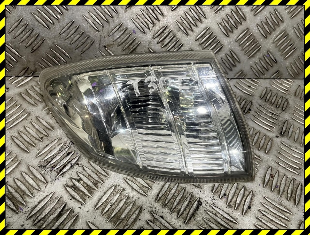 Поворотник левый к Nissan X-Trail 2003