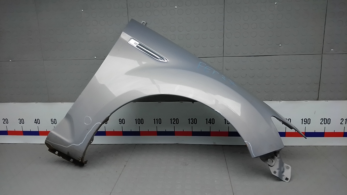 Крыло переднее правое к Ford Mondeo 2012