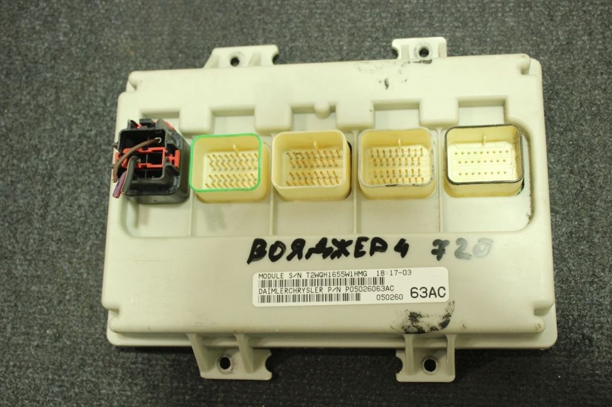Блок комфорта к Dodge Caravan 2006